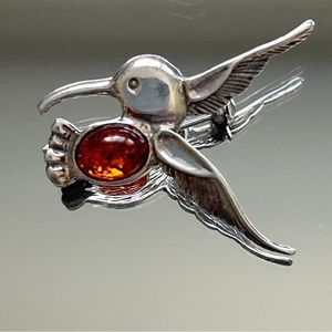 Vintage Baltic Amber Sterling Silver Hummingbird Brooch Pin